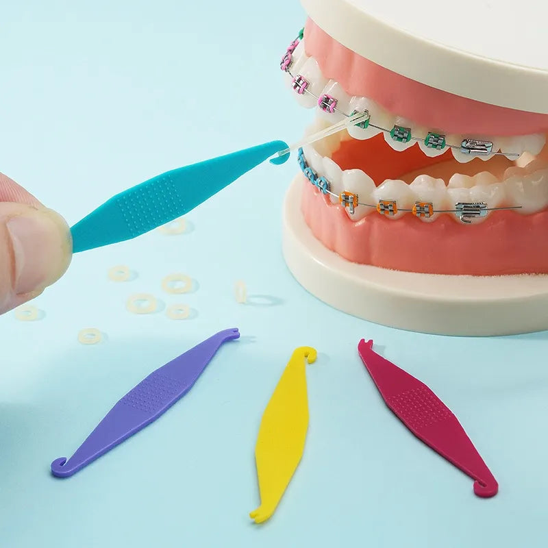 U Ortho Plastic Orthodontic Elastic Placer Pk/10