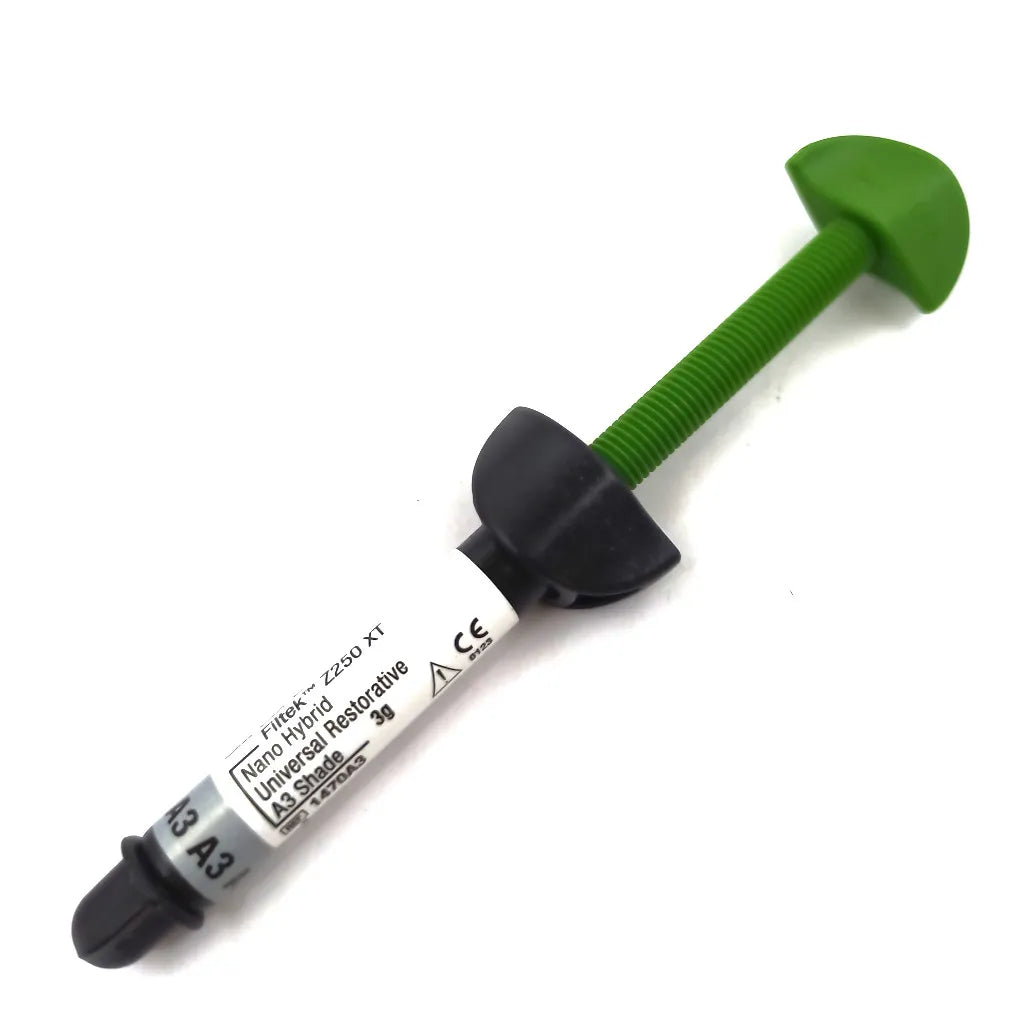 3M Espe Filtek Z250 Xt Restorative Syringe - A1