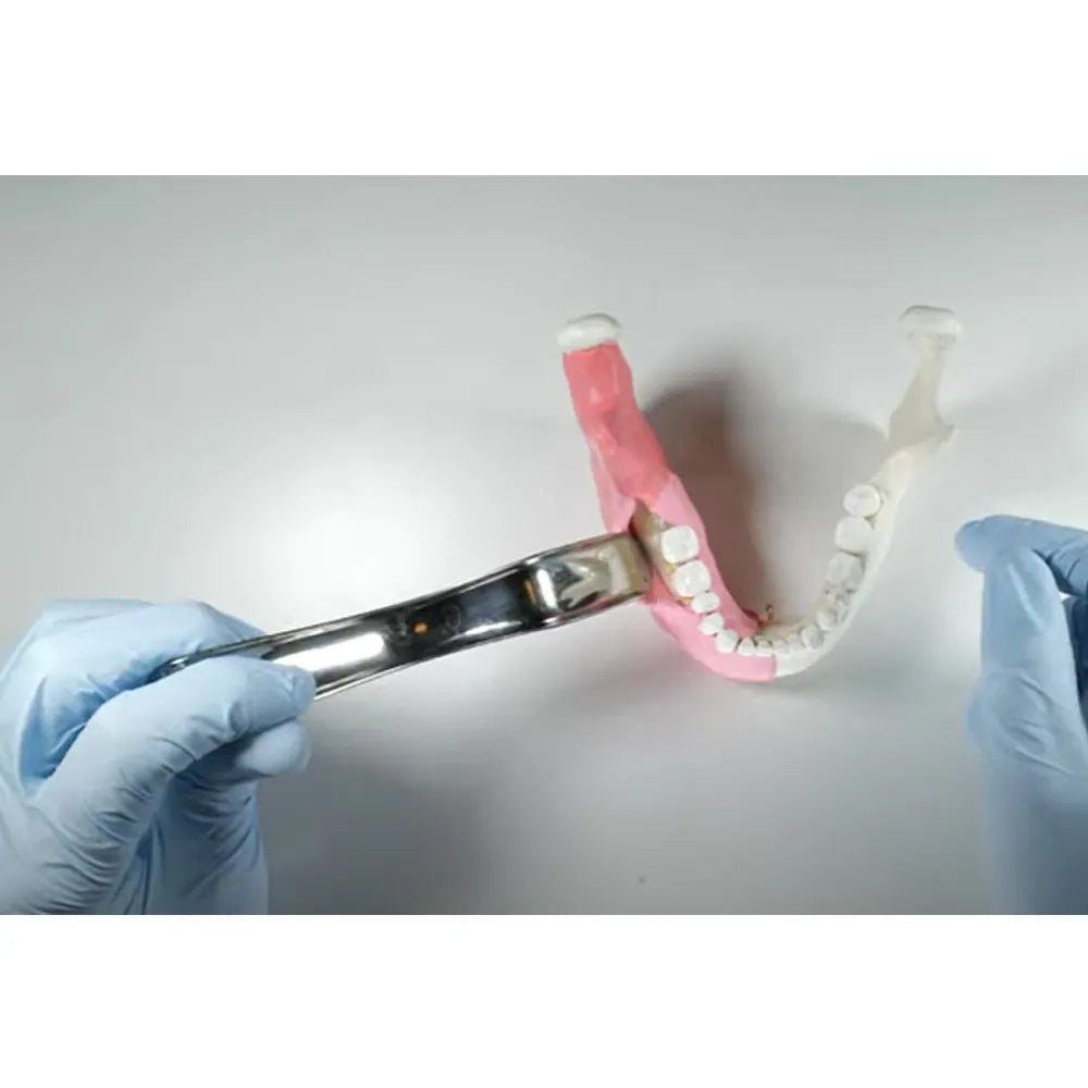 GDC University Of Minnesota Retractor (140mm) CRM