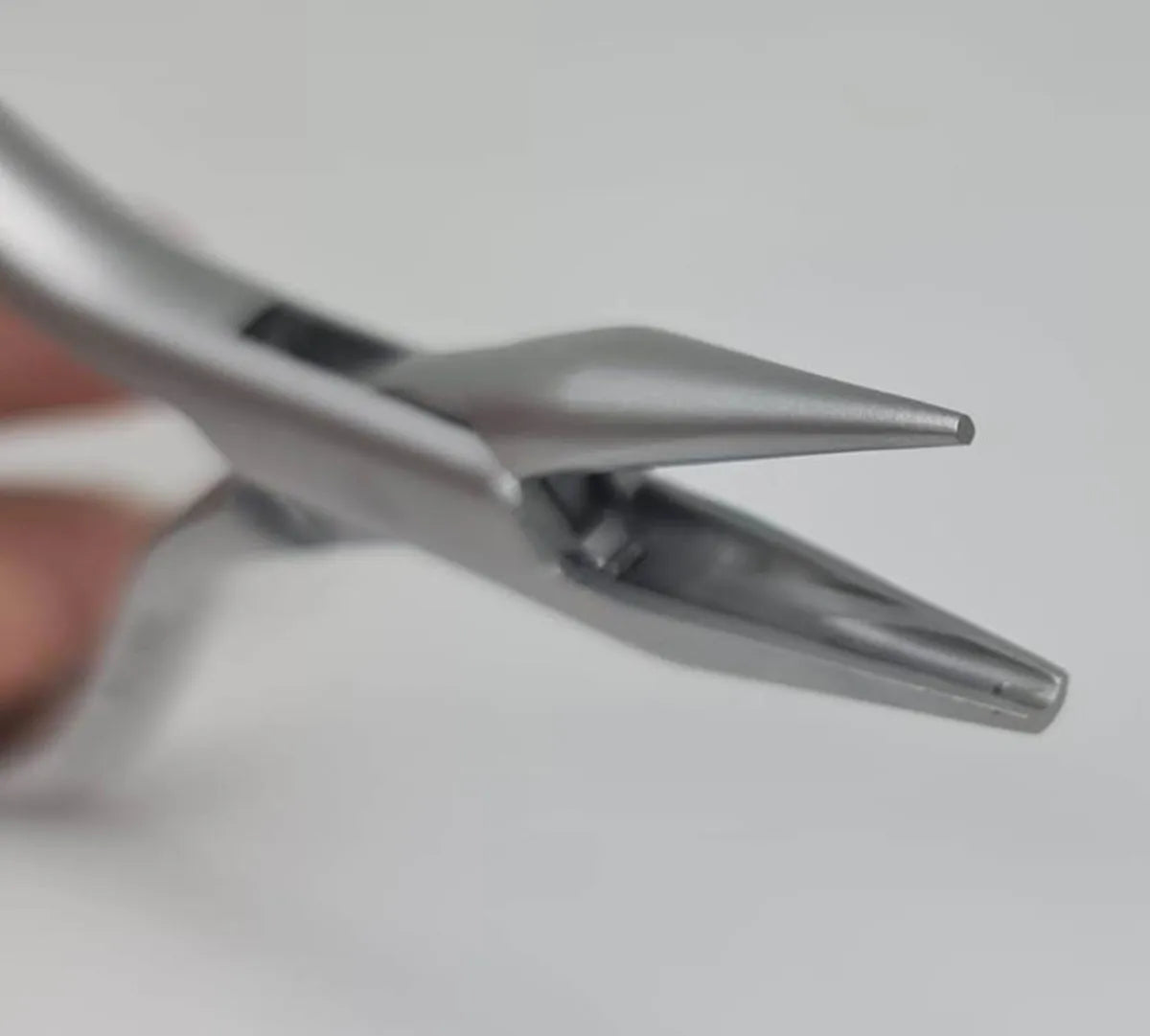 API Optical Plier