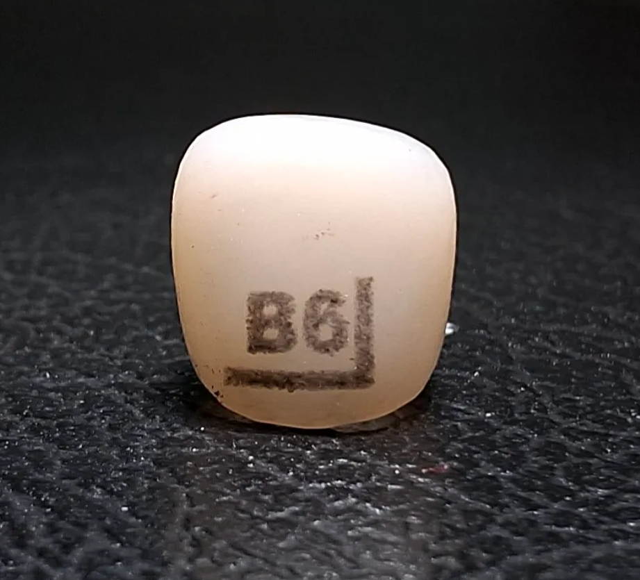 Pedo Crown Primary Upper Lateral Incisor Refills